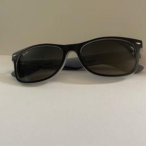 Ray-Ban RB2132 Wayfarer Sunglasses